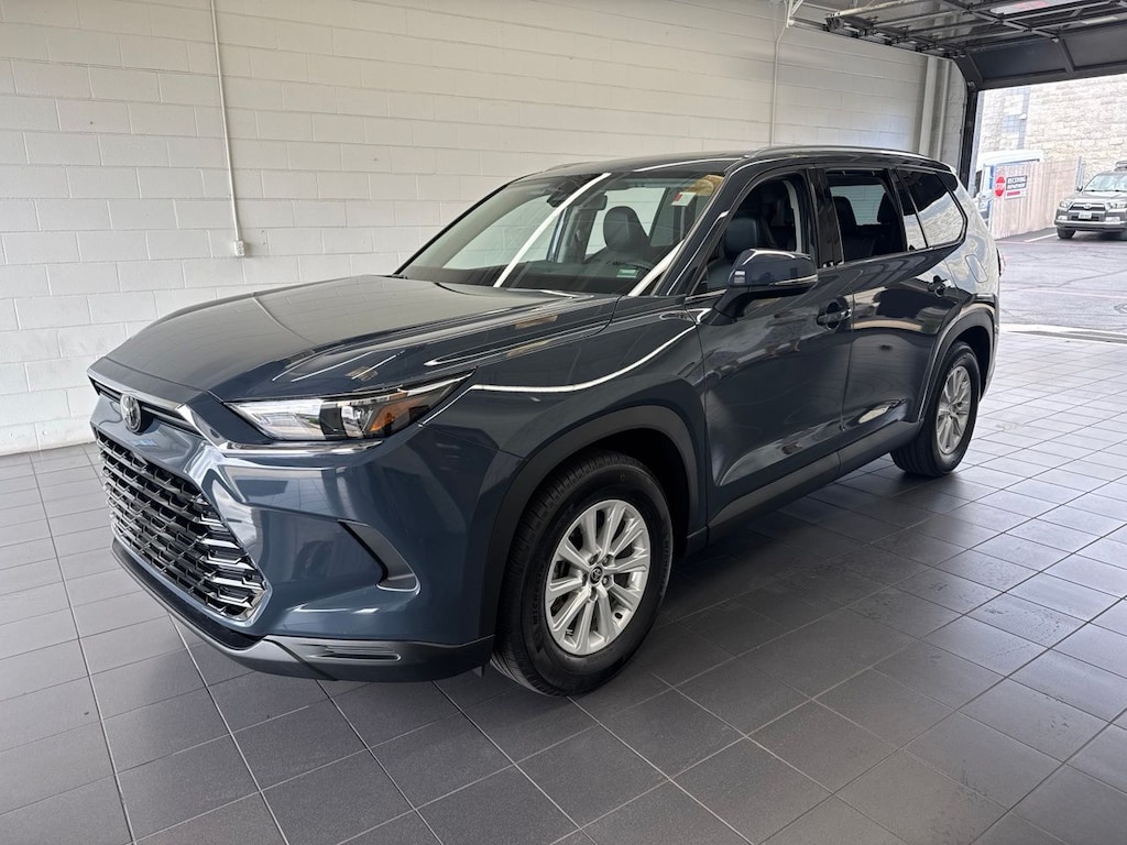 Used 2024 Toyota Grand Highlander Hybrid XLE SUV