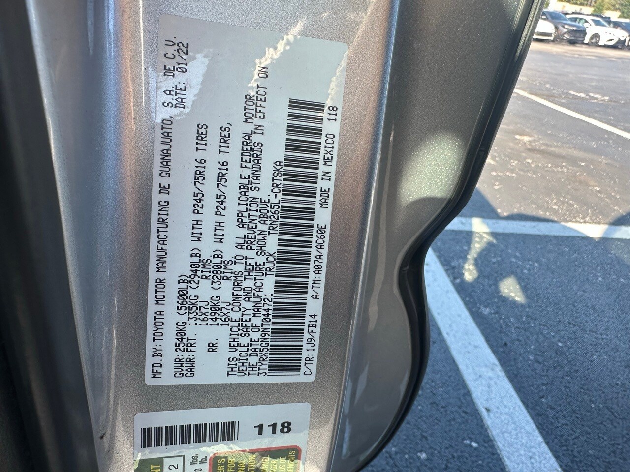 2022 Toyota Tacoma SR photo 3