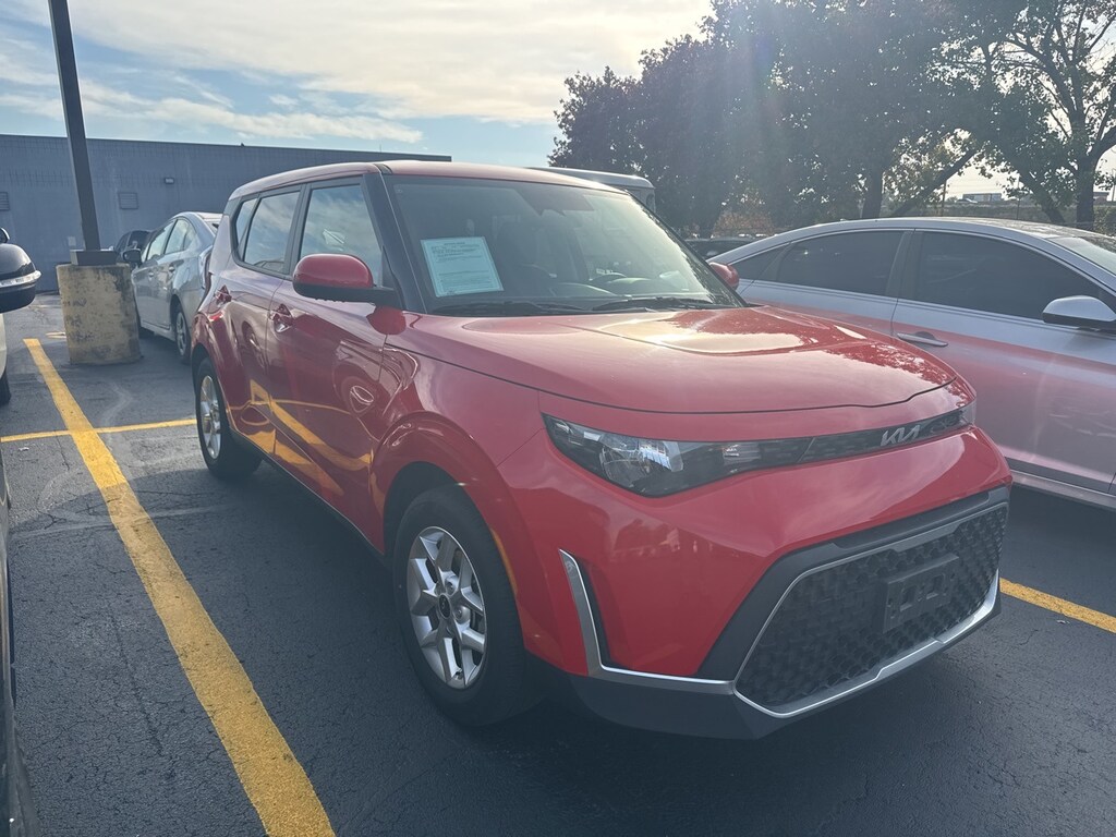 Used 2024 Kia Soul LX Hatchback