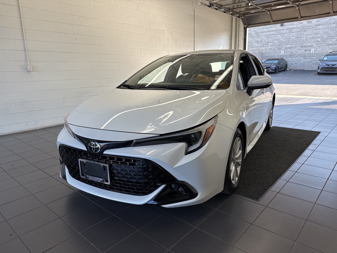 2024 Toyota Corolla SE photo 3