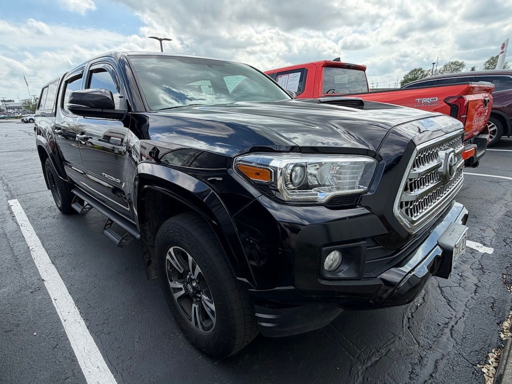 Used 2016 Toyota Tacoma TRD Sport Truck