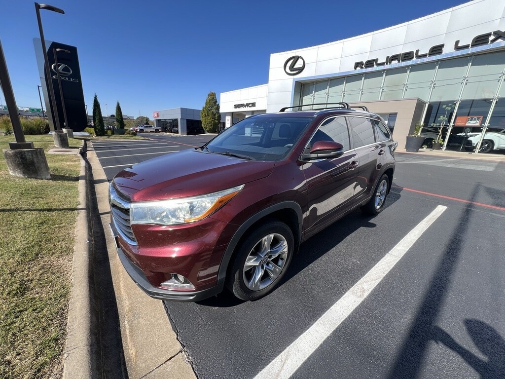 Used 2016 Toyota Highlander Limited Platinum V6 SUV