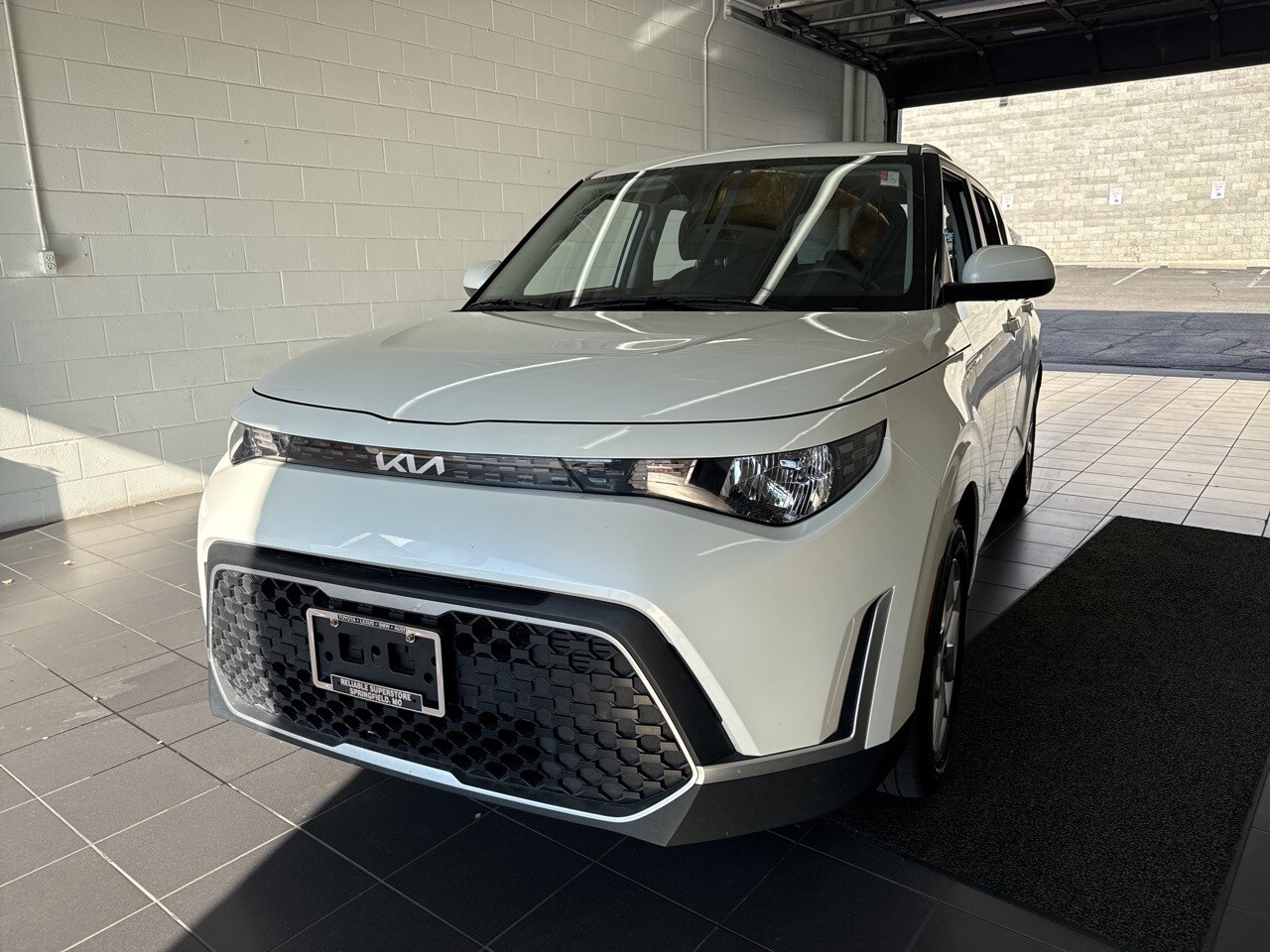 2024 Kia Soul LX S photo 3