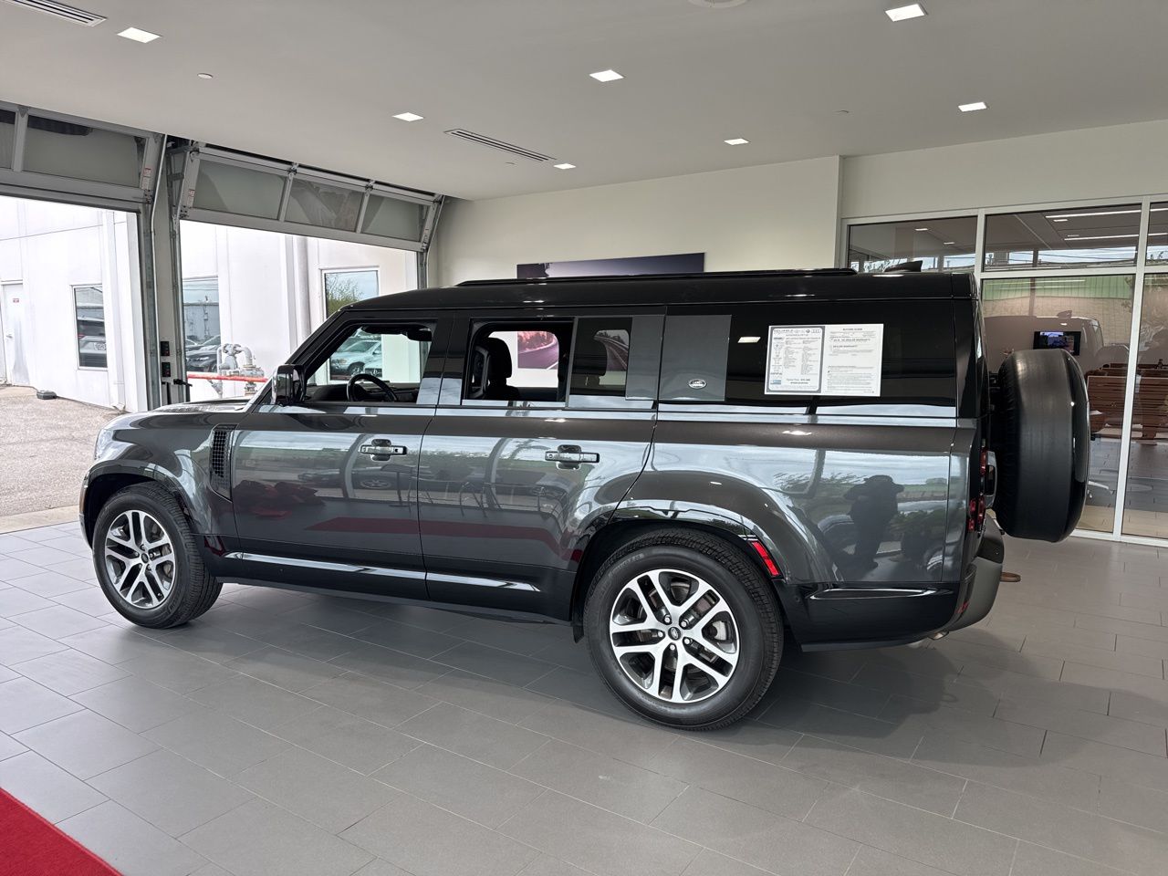 View vehicle photo 5