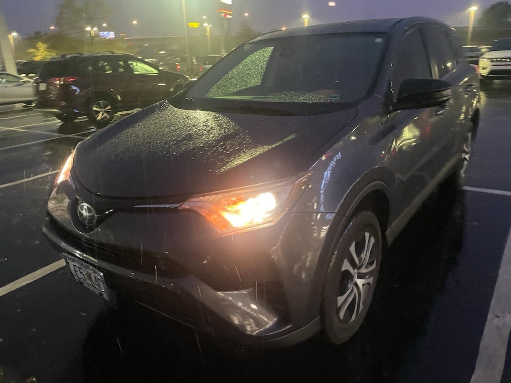 Used 2018 Toyota RAV4 LE SUV