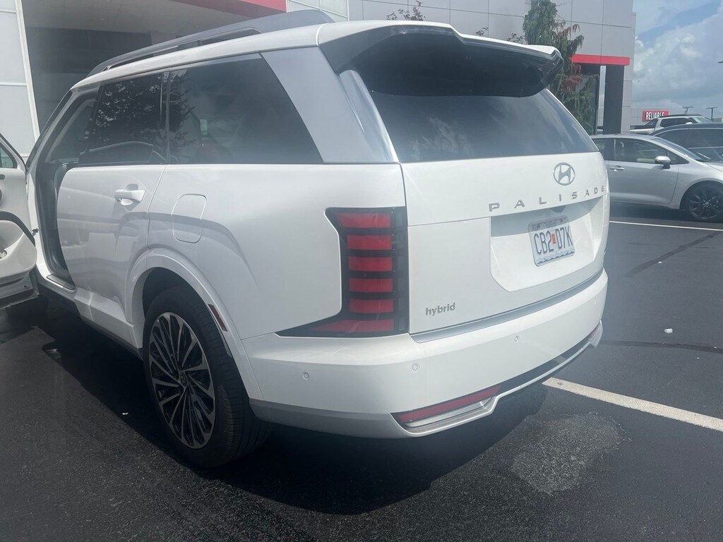 Used 2026 Hyundai Palisade Hybrid Calligraphy SUV