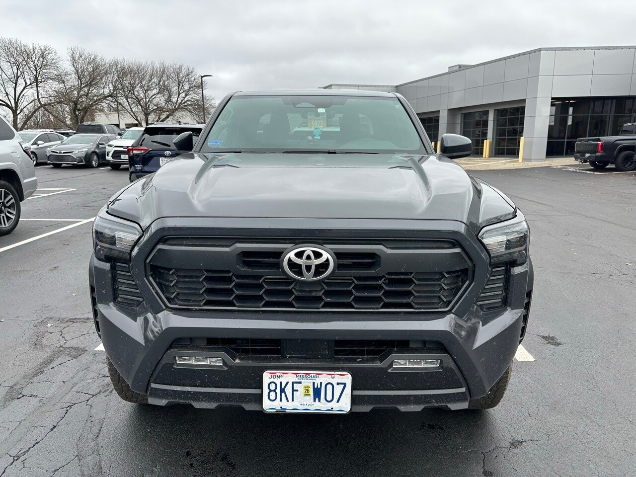 2024 Toyota Tacoma TRD Off-Road photo 2