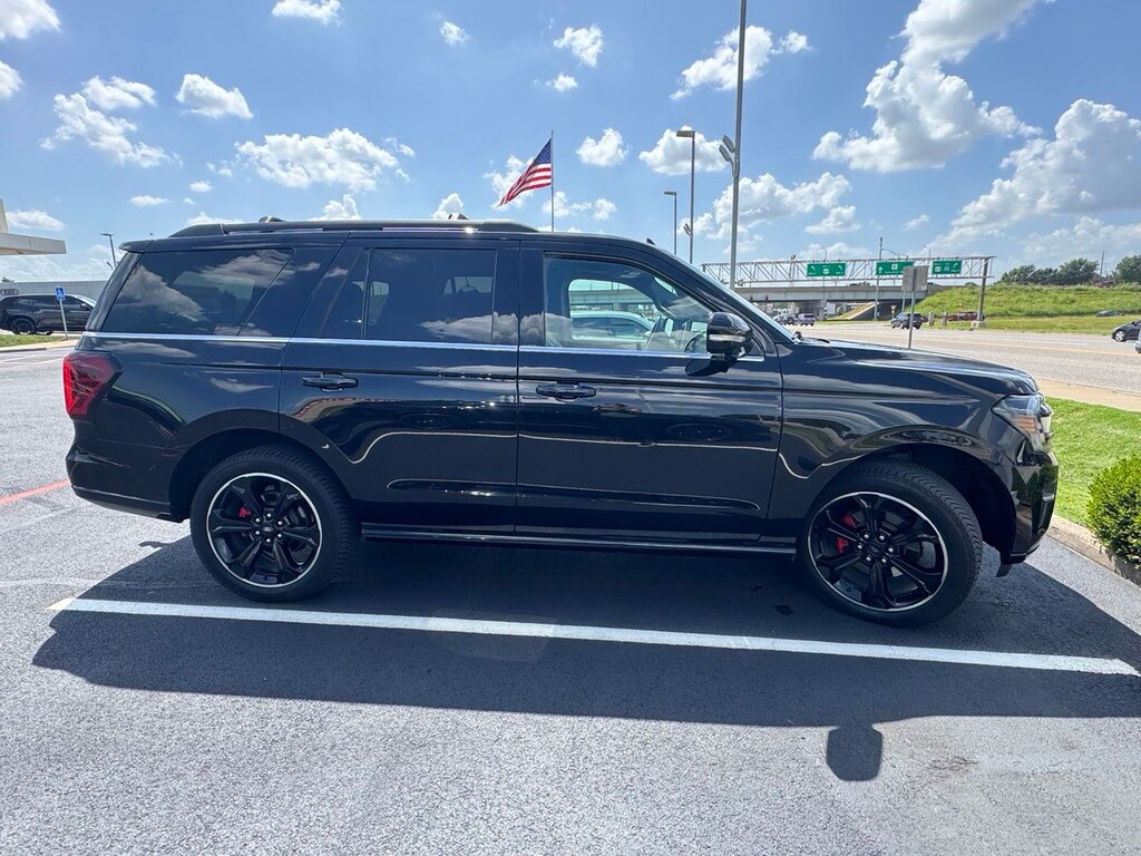 Used 2022 Ford Expedition Limited SUV