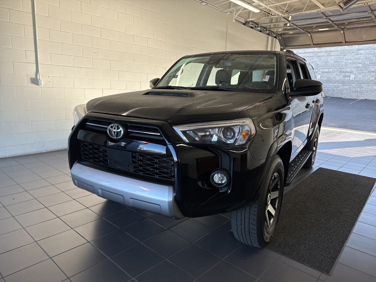 2024 Toyota 4Runner TRD Off-Road photo 3