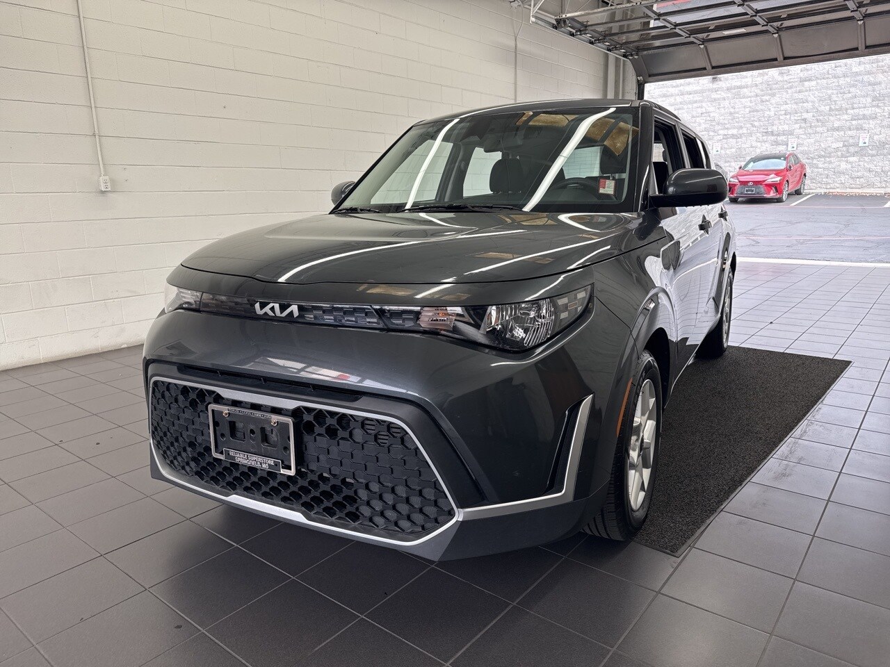 2024 Kia Soul LX photo 3