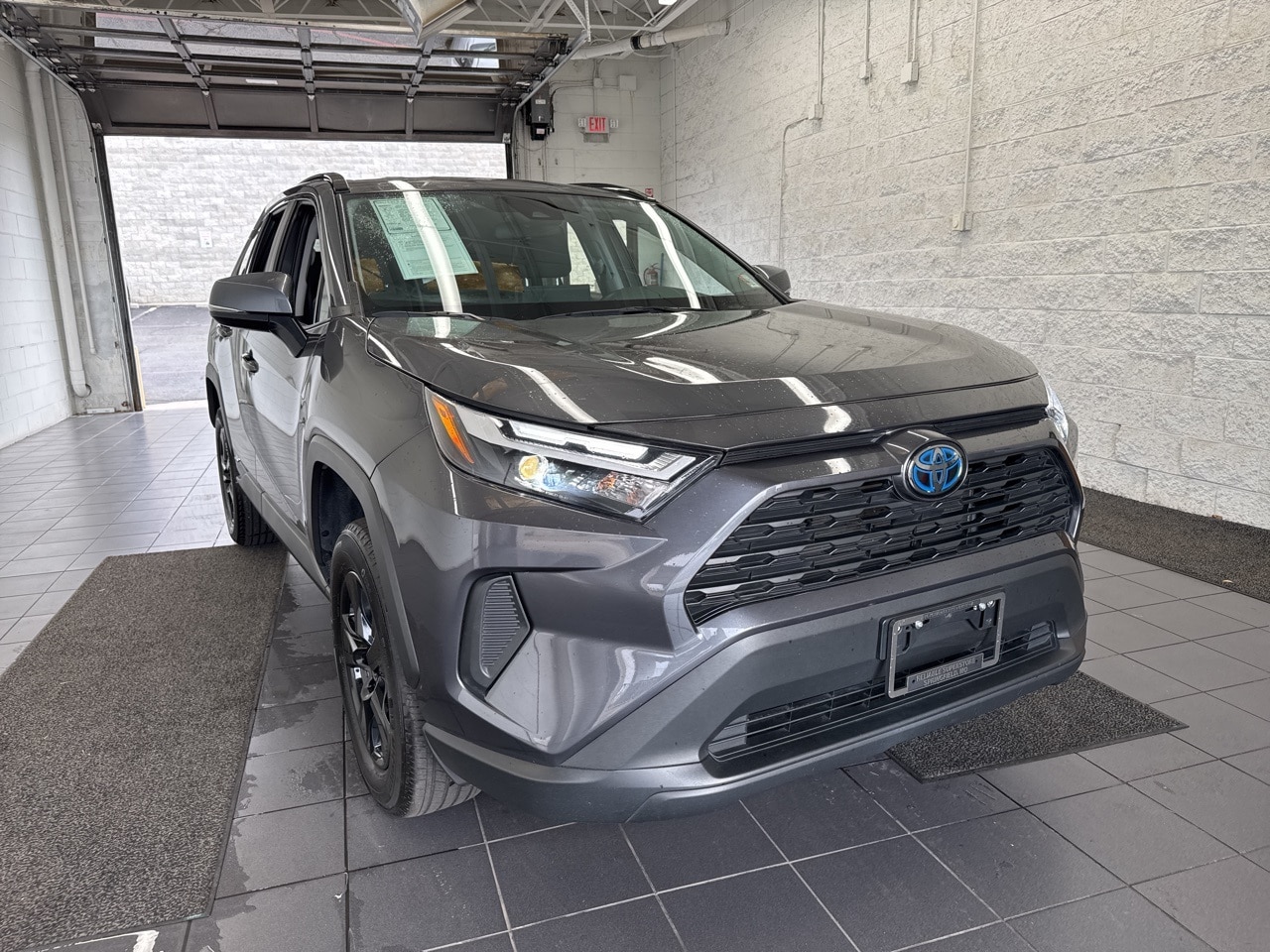 Certified 2024 Toyota RAV4 XLE with VIN 2T3RWRFV8RW223389 for sale in Springfield, MO