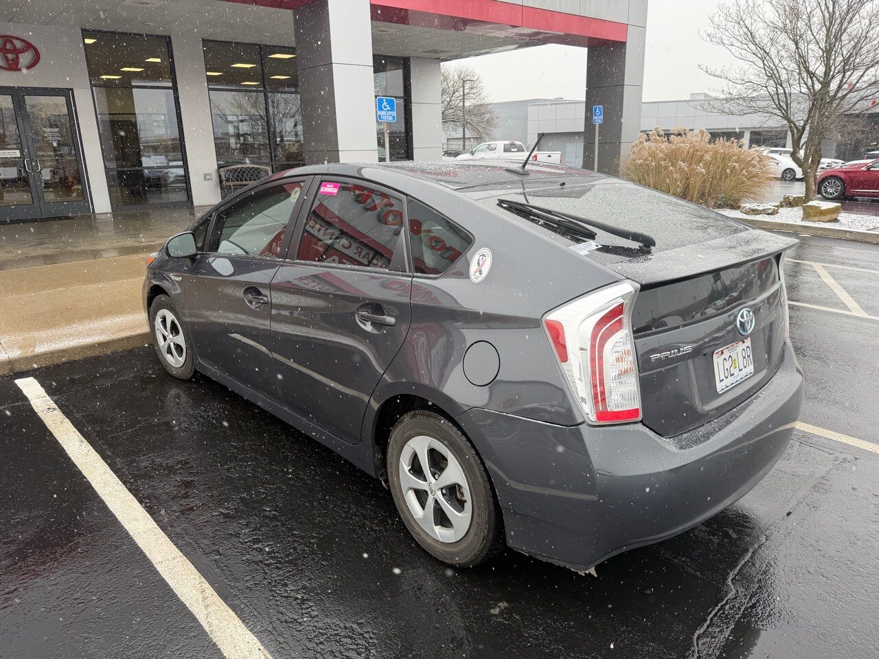 2012 Toyota Prius Three photo 4