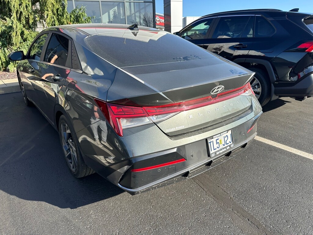 Used 2024 Hyundai Elantra Hybrid Limited Sedan