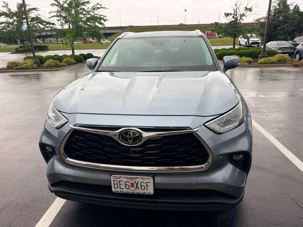 Used 2022 Toyota Highlander Limited SUV