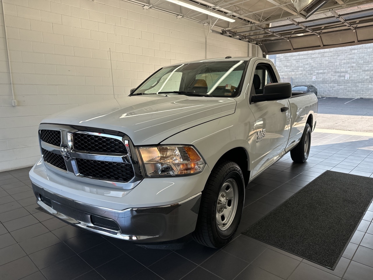 Used 2023 RAM Ram 1500 Classic Tradesman with VIN 3C6JR6DG1PG571451 for sale in Springfield, MO