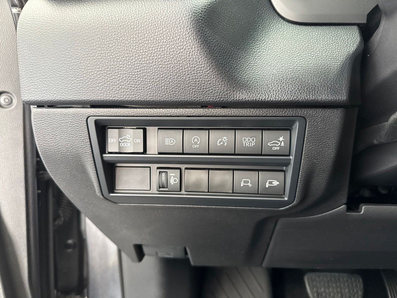 2026 Toyota Tundra SR5 - Photo 31