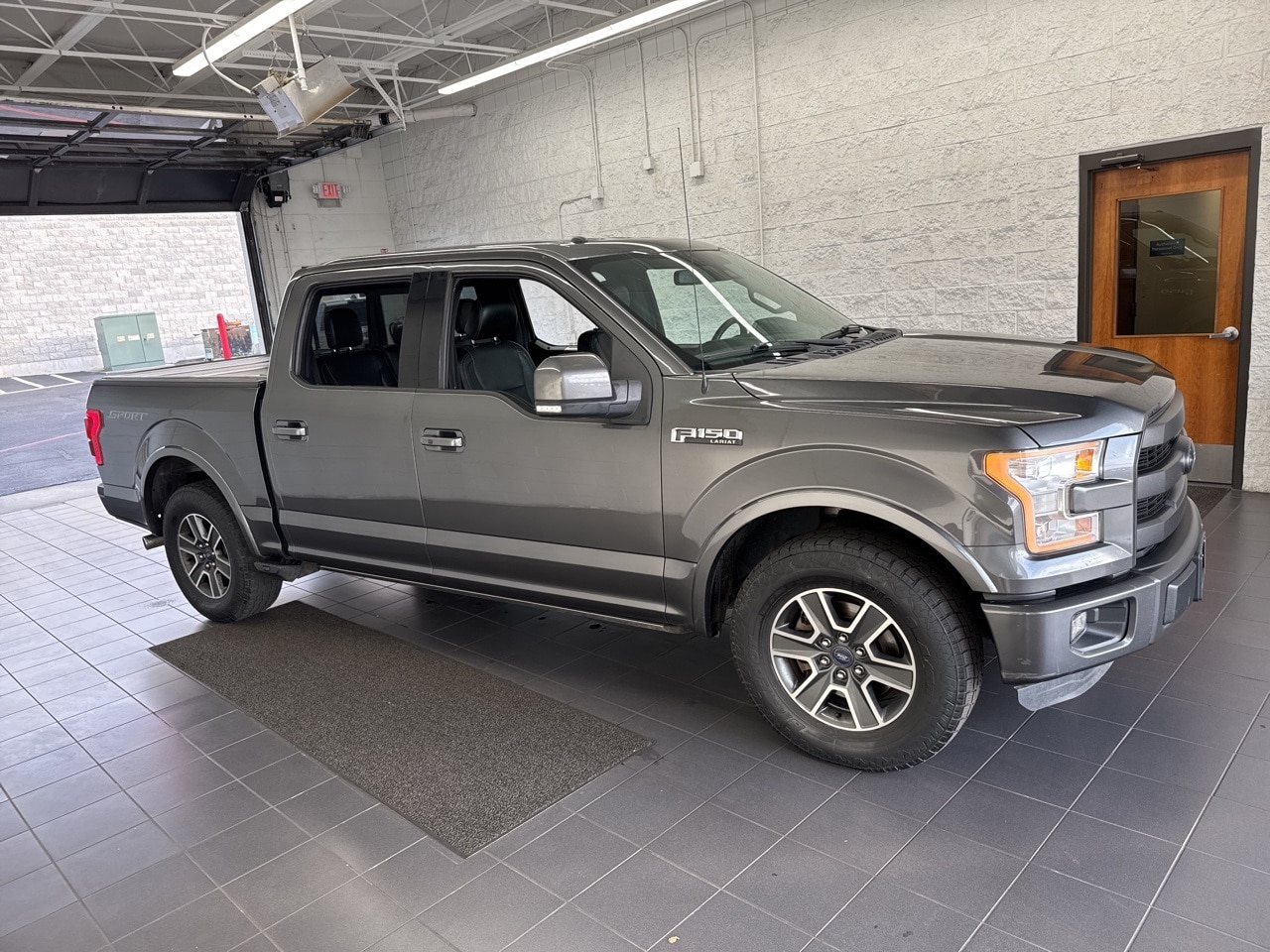 2015 Ford F-150 Lariat SuperCrew