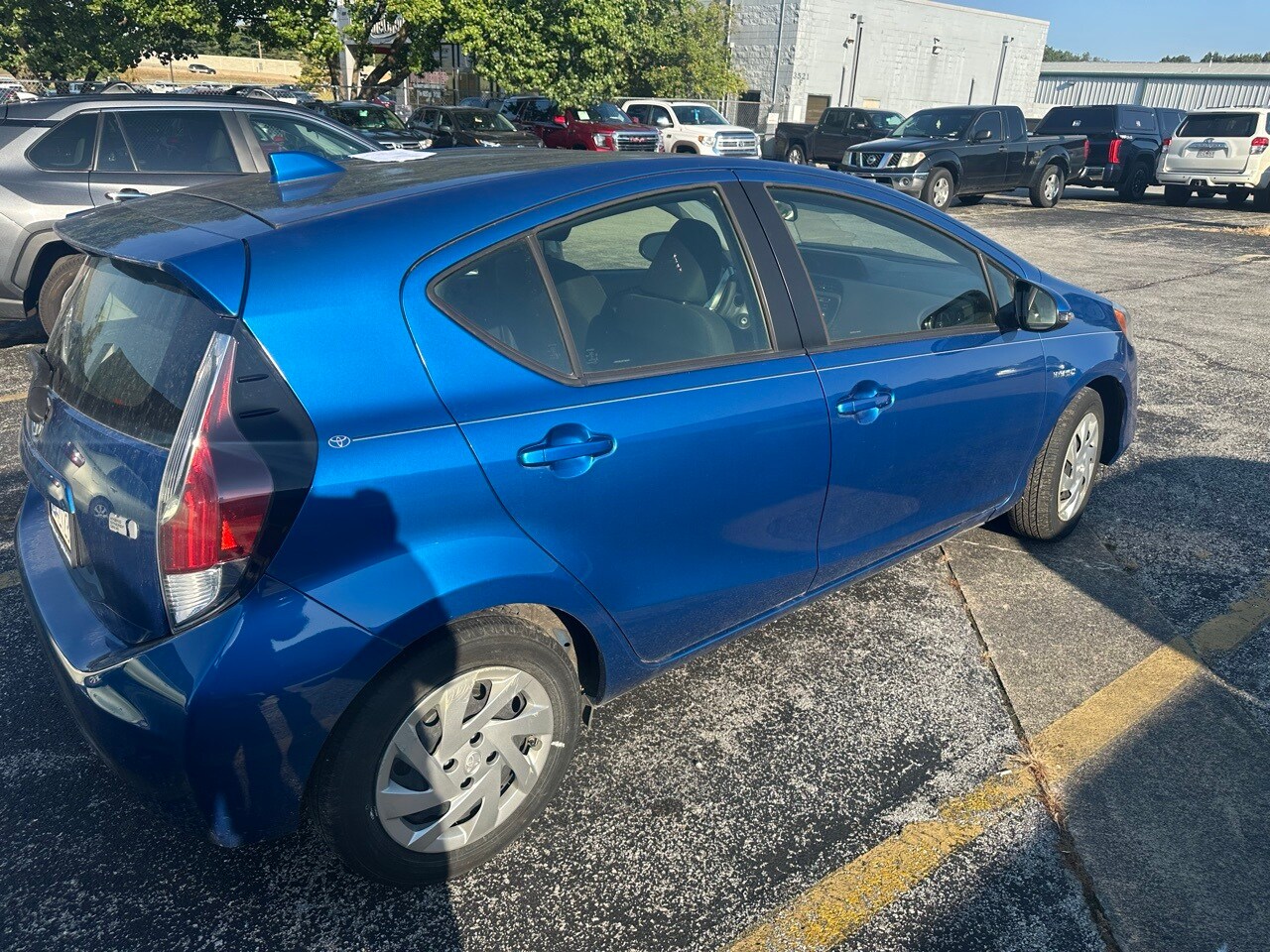 2015 Toyota Prius C Two photo 2