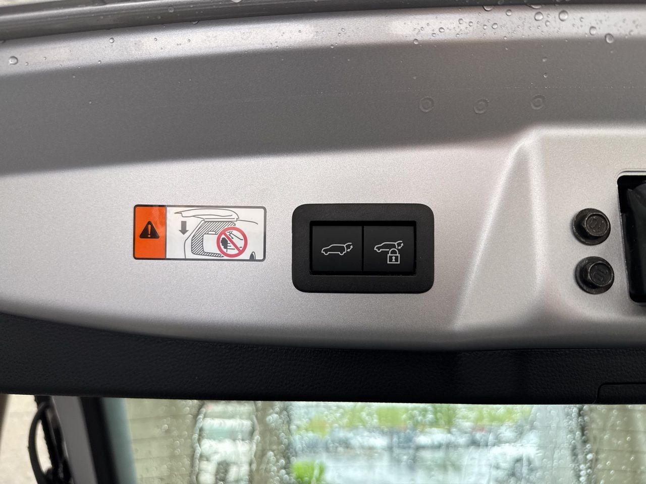 2026 Toyota Prius Plug-in Hybrid XSE Premium - Photo 11