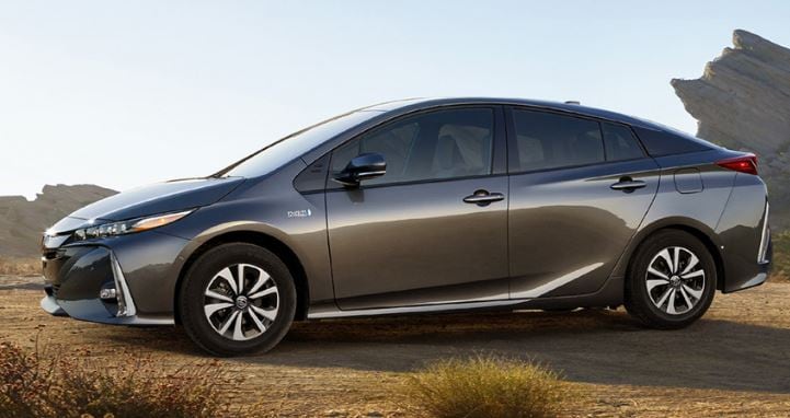 toyota prius prime world green car award new prius near me