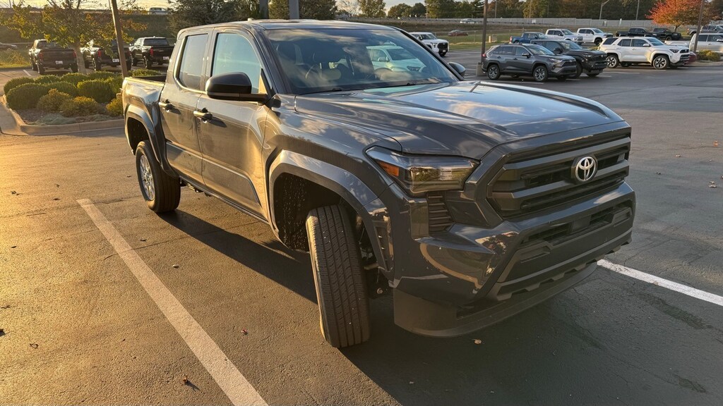 Used 2025 Toyota Tacoma SR Truck