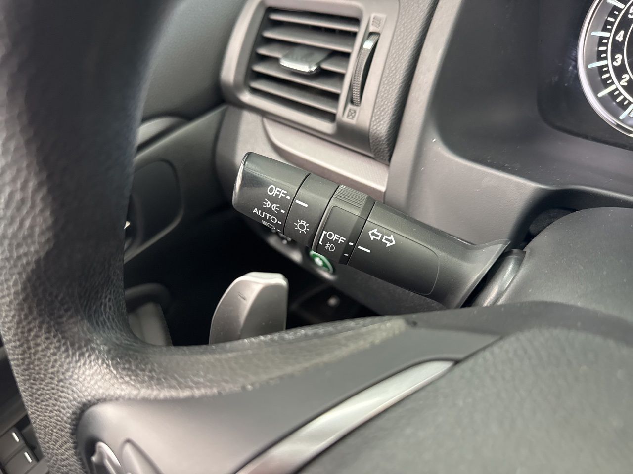 2021 Honda Ridgeline Sport - Photo 24