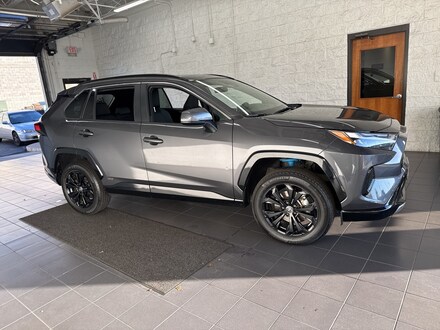 2024 Toyota RAV4 Hybrid SE SUV