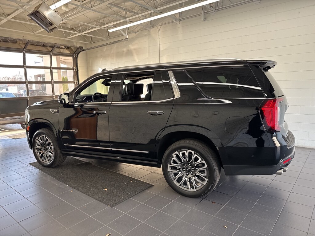 Used 2024 GMC Yukon Denali Ultimate SUV
