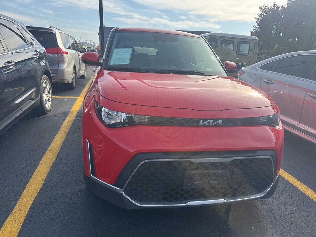 Used 2024 Kia Soul LX Hatchback