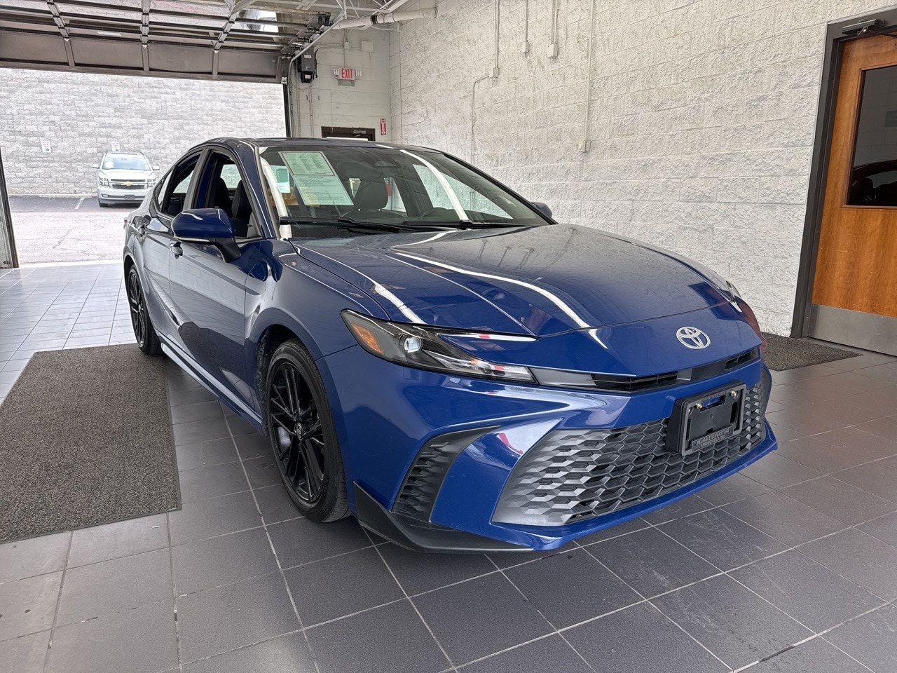 Certified 2025 Toyota Camry SE with VIN 4T1DAACK4SU025346 for sale in Springfield, MO