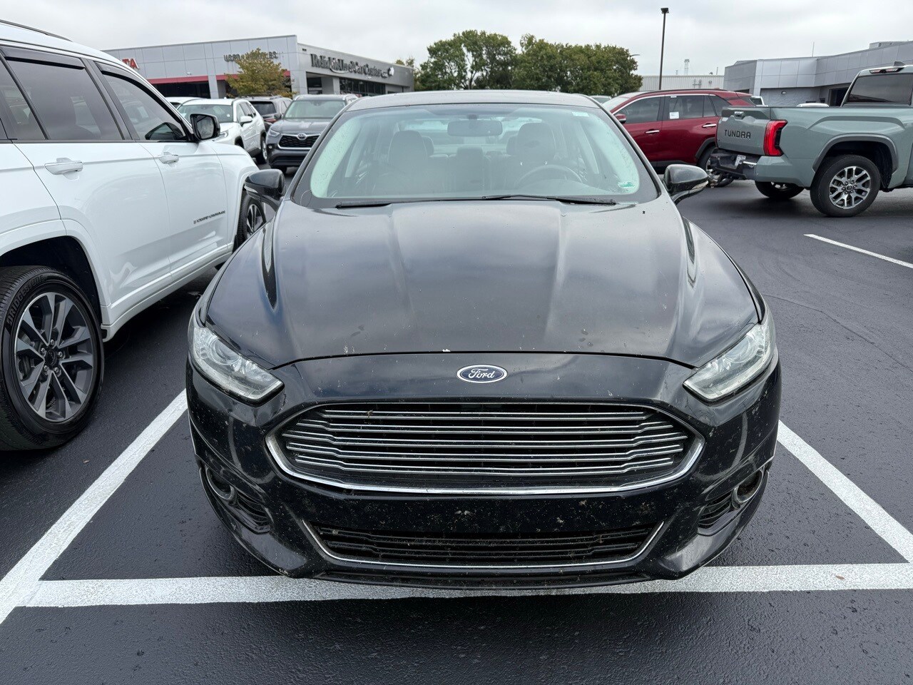 2013 Ford Fusion Titanium photo 2