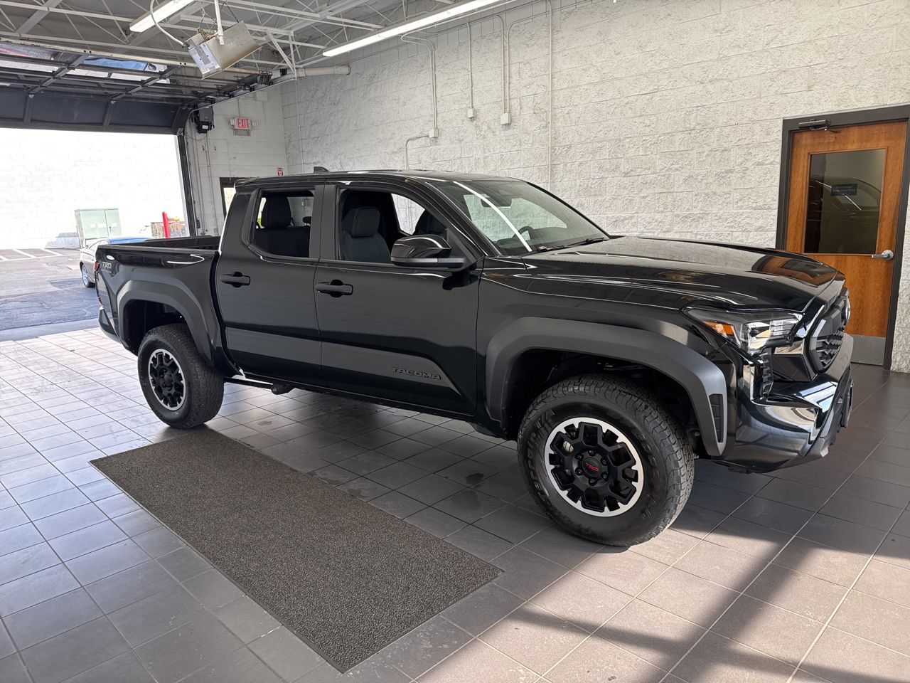 Black 2024 Toyota Tacoma TRD Off-Road Double Cab 4WD Pickup Truck Four-Wheel Drive 8-Speed Automatic