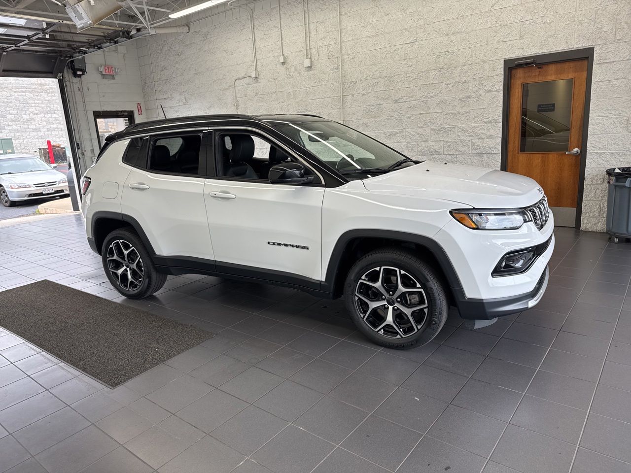 2025 Jeep Compass Limited 4X4's photo