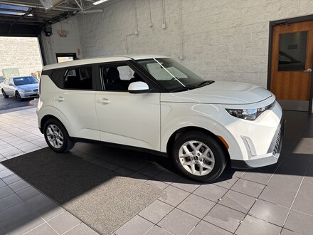 2024 Kia Soul LX Hatchback