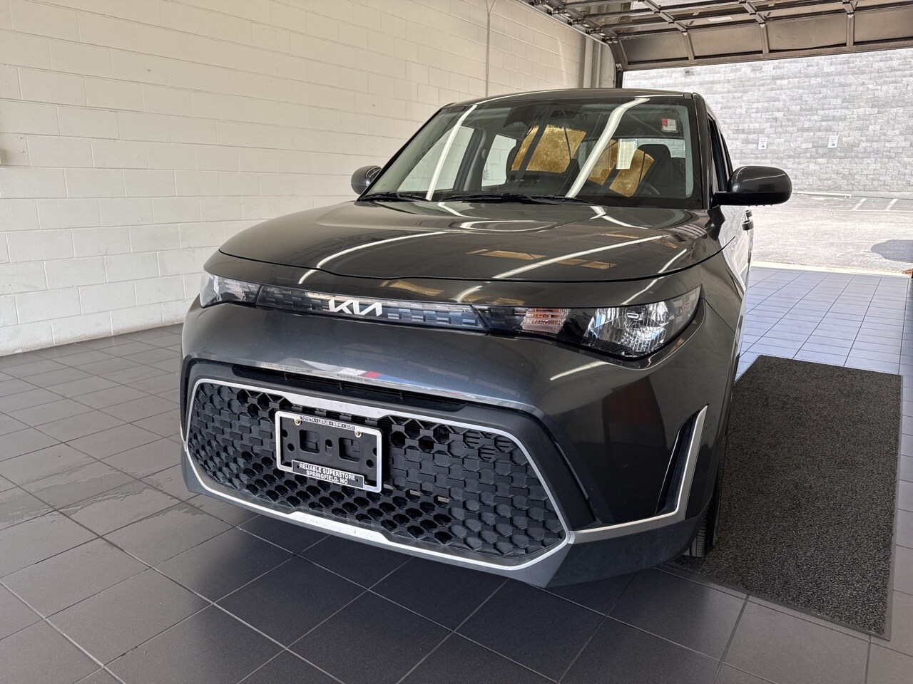 2024 Kia Soul LX photo 3