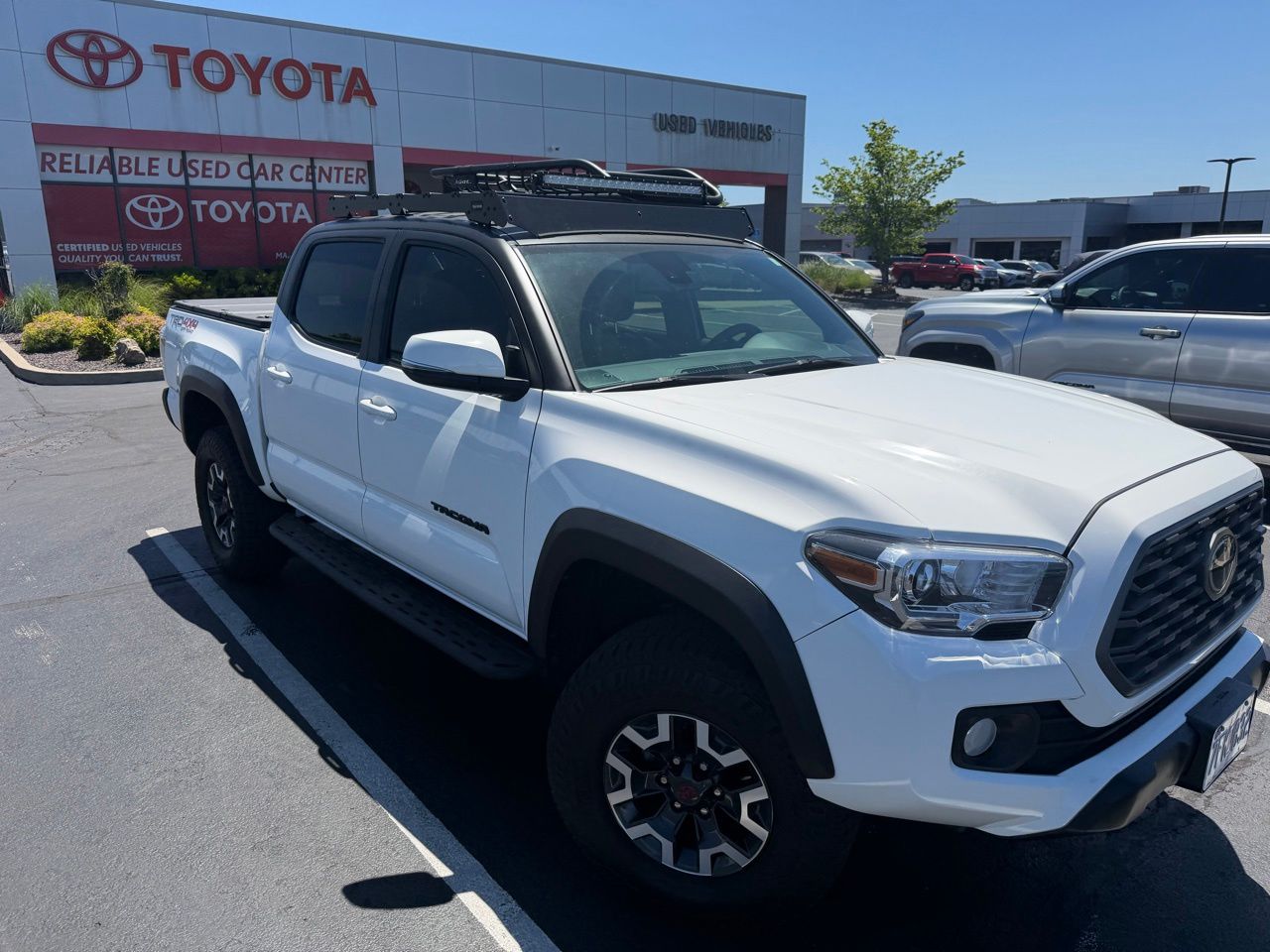 2023 Toyota Tacoma SR Double Cab 4WD V6 Auto Short Bed's photo
