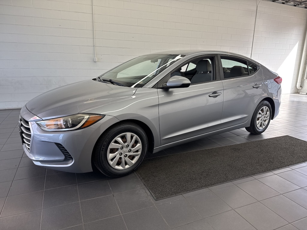 Used 2017 Hyundai Elantra SE Sedan