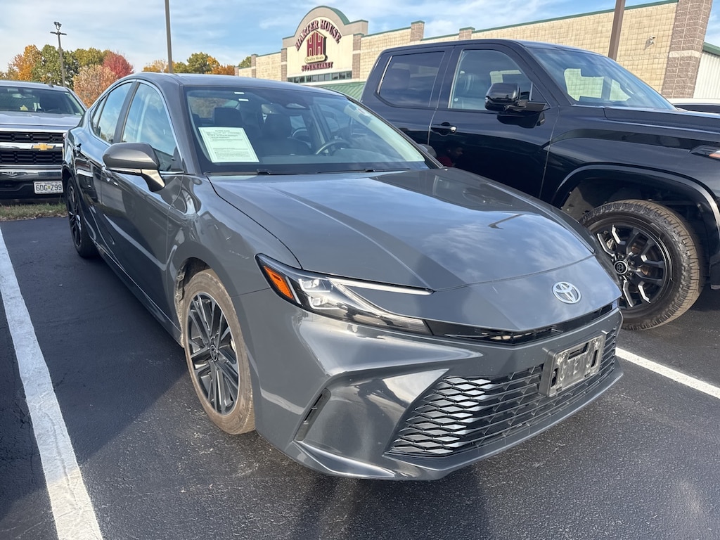 Used 2025 Toyota Camry XLE Sedan