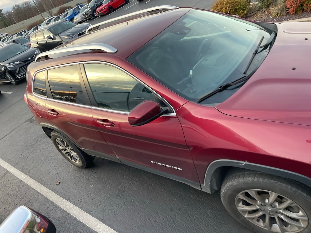Used 2021 Jeep Cherokee Latitude Plus SUV