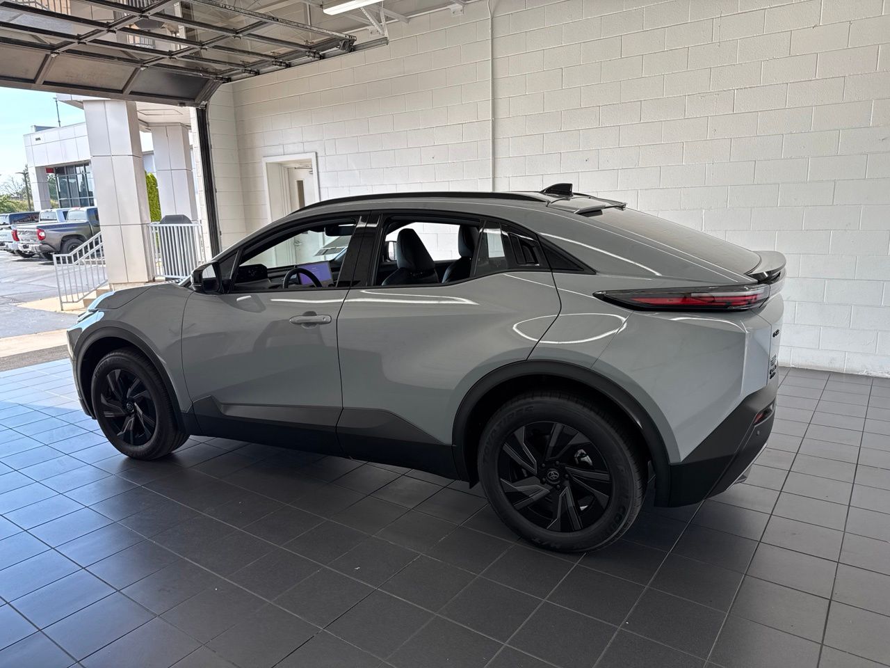 New 2026 Toyota C-HR SE SUV
