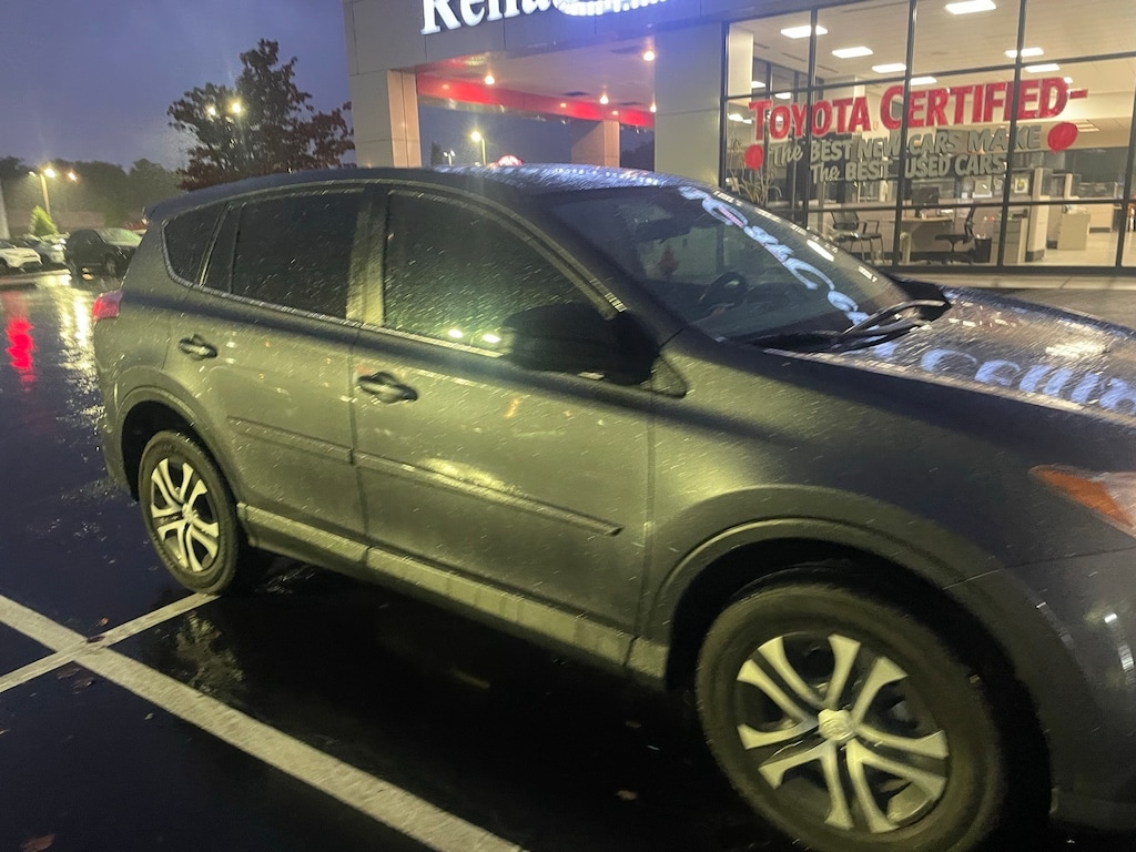Used 2018 Toyota RAV4 LE SUV