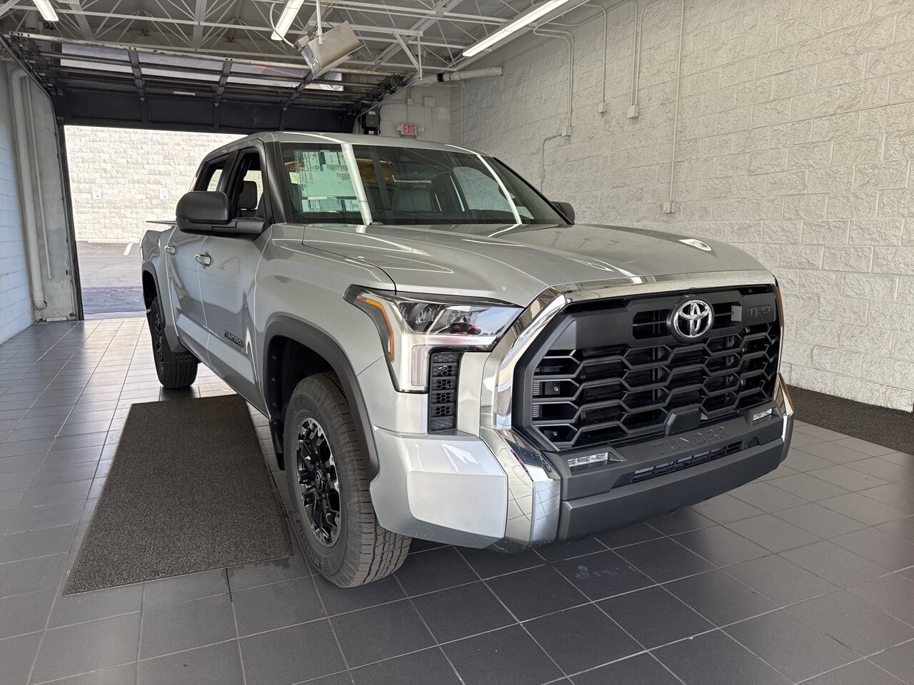 2026 Toyota Tundra SR5 photo 2