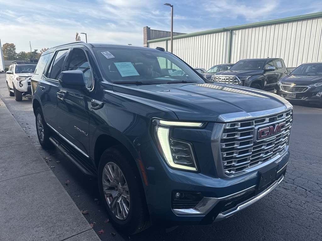 Used 2025 GMC Yukon Denali SUV