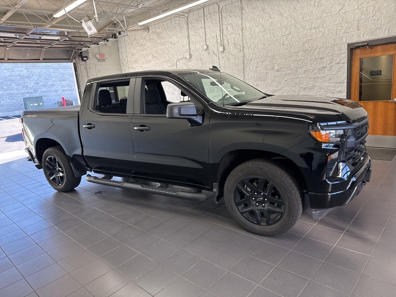 2024 Chevrolet Silverado Base's photo