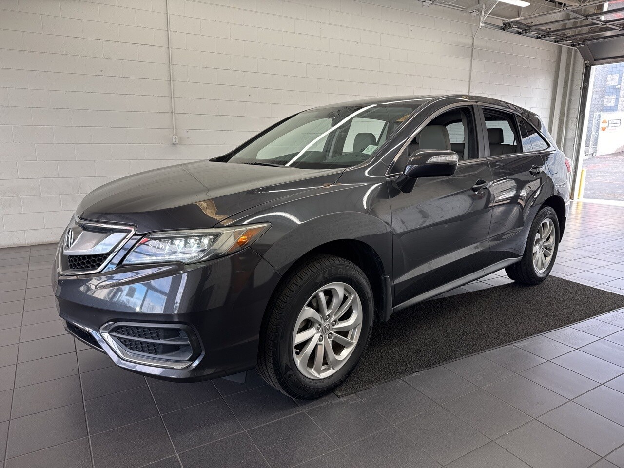2016 Acura RDX Base photo 4