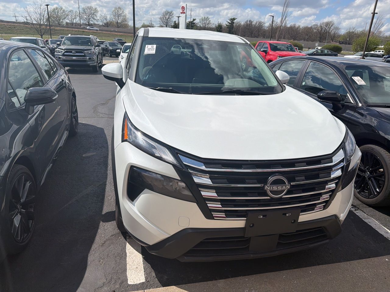 View vehicle photo 3