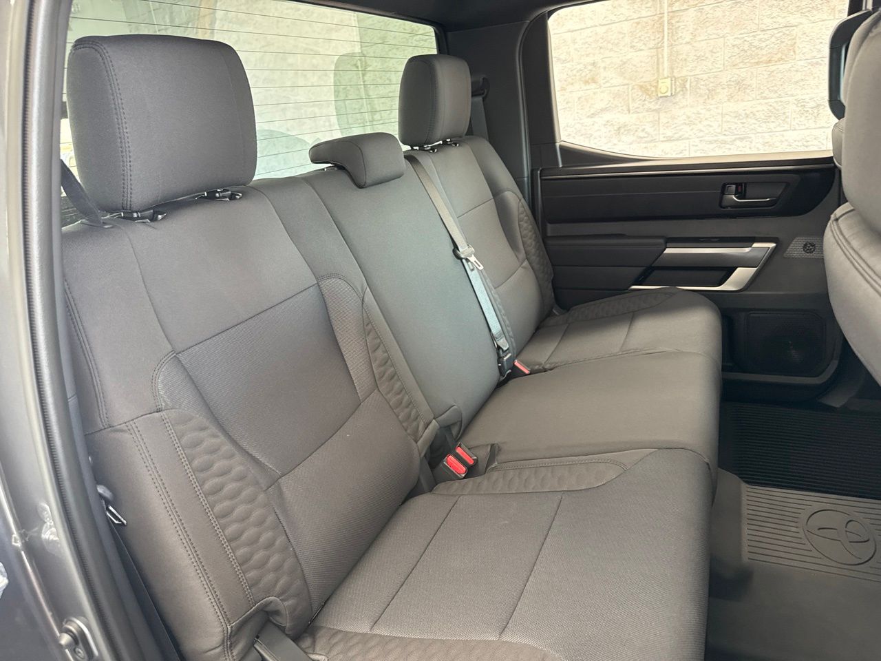 2026 Toyota Tundra SR5 - Photo 40