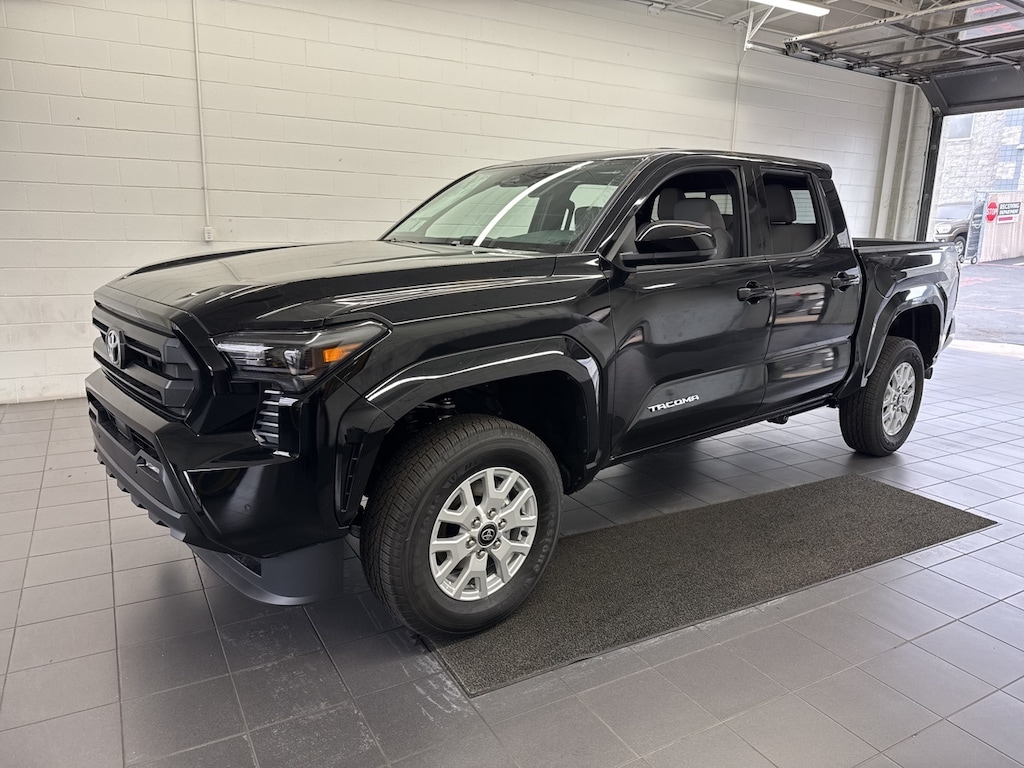 New 2025 Toyota Tacoma SR5 Truck Double Cab
