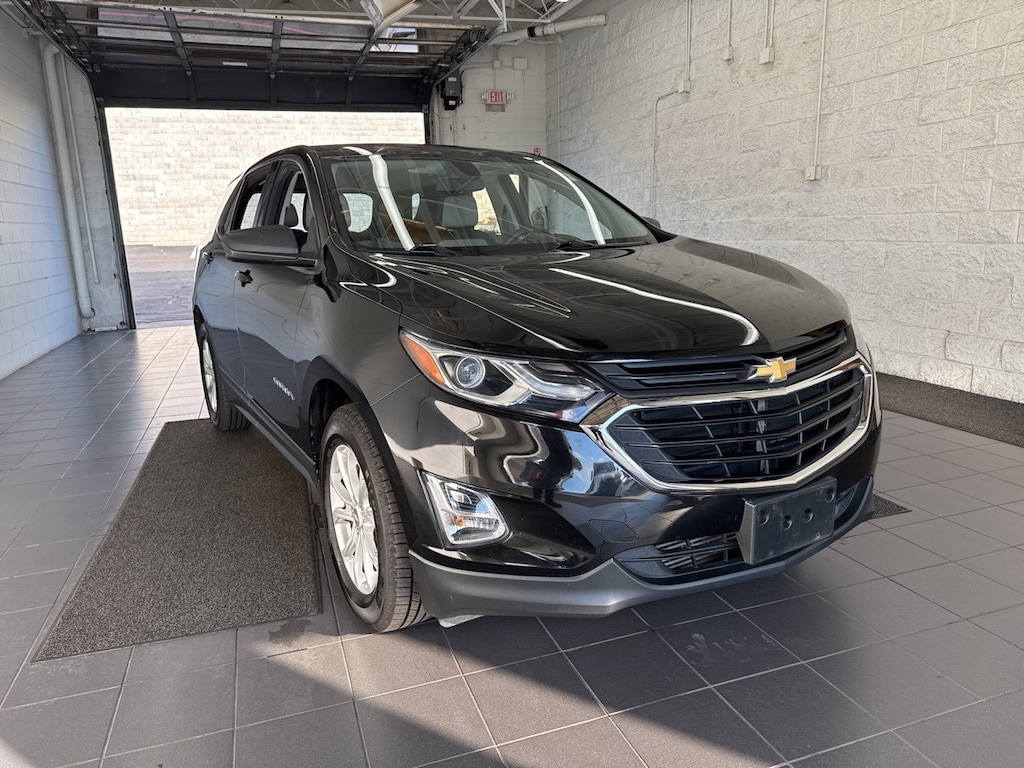 Used 2018 Chevrolet Equinox LS SUV
