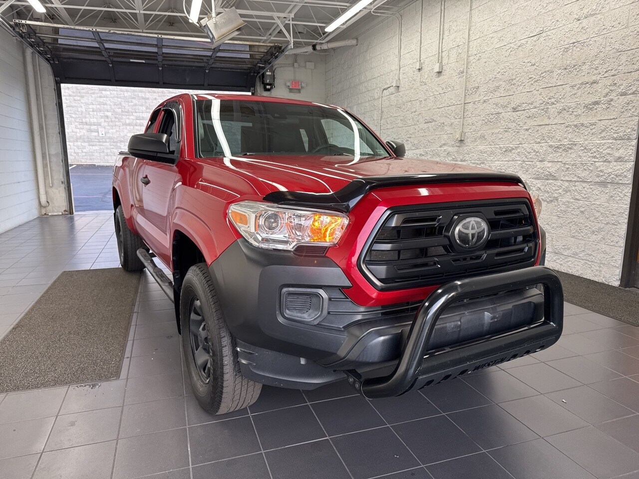2019 Toyota Tacoma SR photo 2